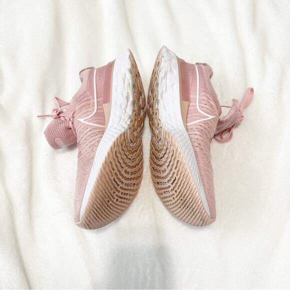 Nike react infinity fly knit pink running sneaker size 9.5 white foam - Picture 6 of 13